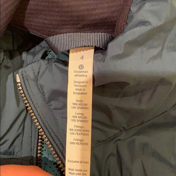 LuLu Lemon Vest - Picture 3 of 3